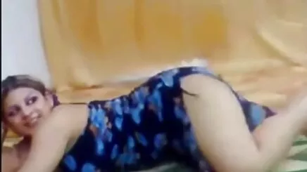 Một phim xec mới cô gái dễ thương, cô chú