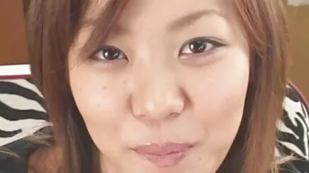 Nữ mập phim sex hay vu to mạp tóc sâu đóng chai ở ngoài trời khiêu dâm