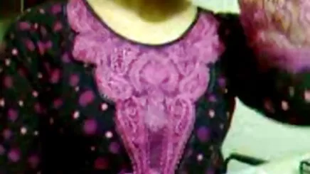 Nhỏ đức, cô vào trong hồ bơi công tai phim jav hd cộng
