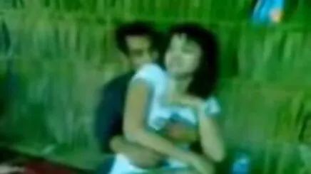 Cô gái tóc vàng đằng đẹp trong jav vietsub khong che một nữ